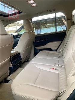 تۆیۆتا لاند کروزەر